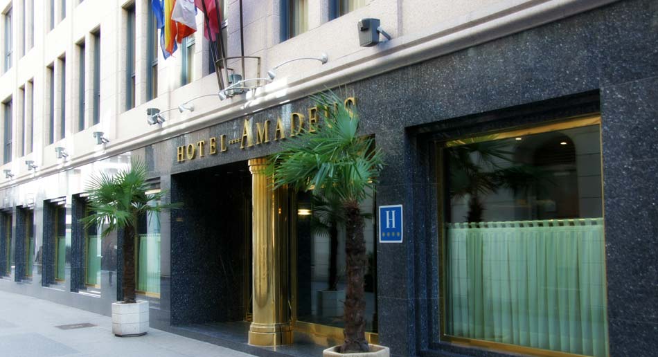 Fachada Hotel Amadeus